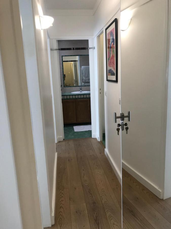 Trocadero-tour Eiffel-champs Elysees *