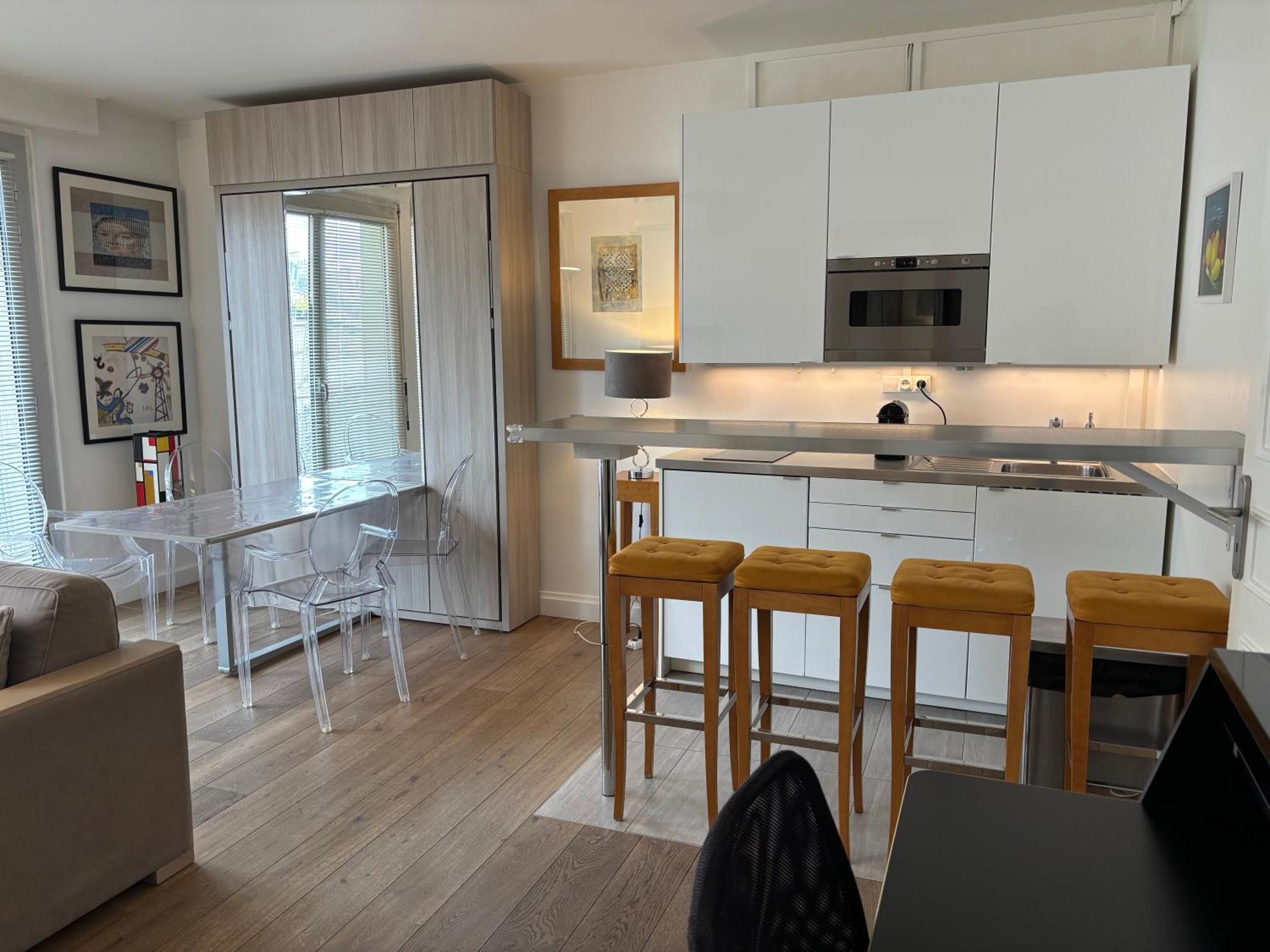 Apartment Trocadero-tour Eiffel-champs Elysees Paris